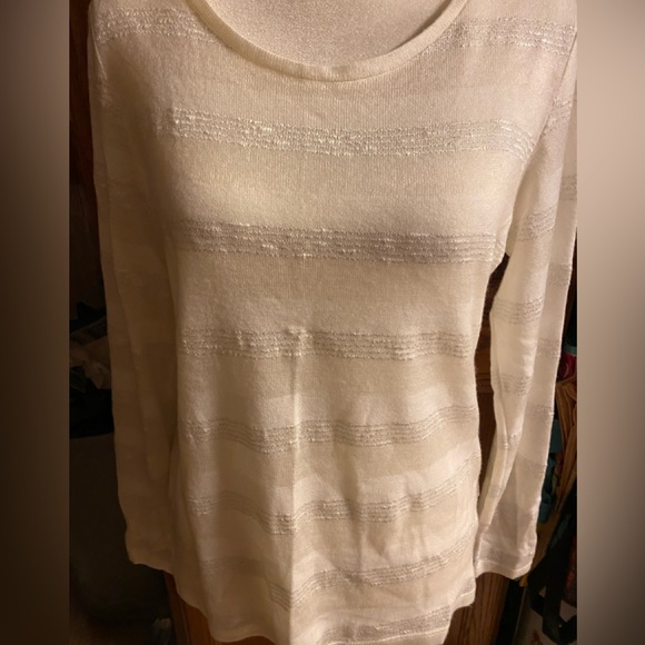 Karl Lagerfeld Sweater - Picture 3 of 8